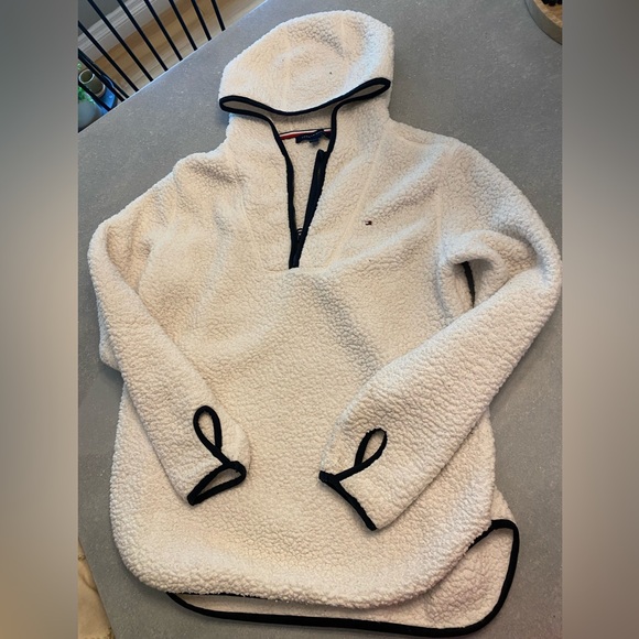 Tommy Hilfiger Jackets & Blazers - Tommy Hilfiger Cream Sherpa Jacket with Navy Trim